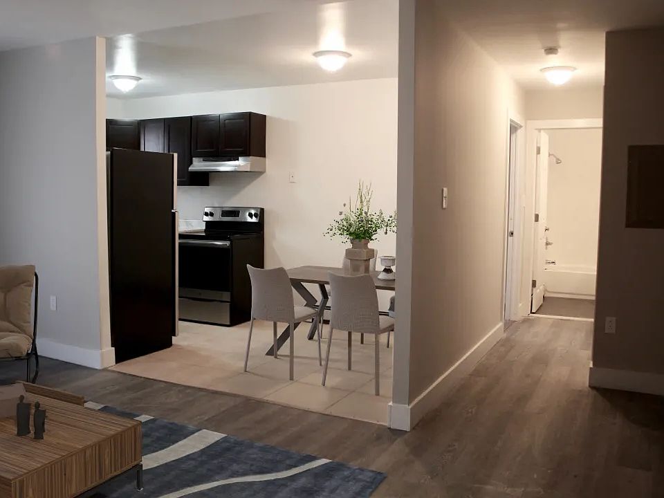 2nd image of 1360 S Macdade Blvd
