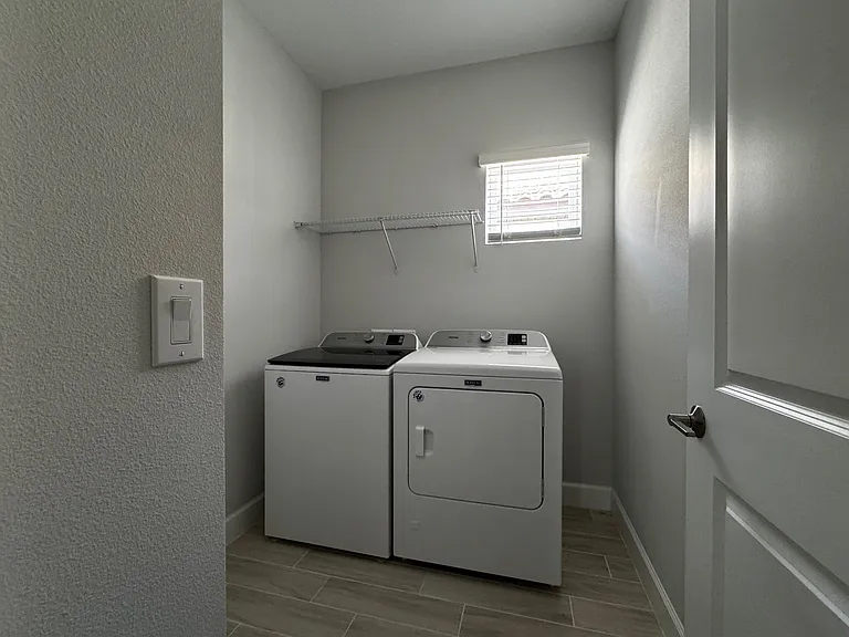 11035 Devonbridge Dr — Photo 27