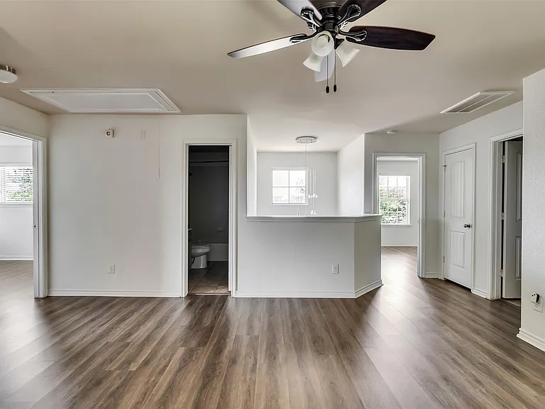 9203 Haverford Cove Ct — Photo 22