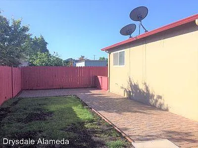 329 Maitland Dr — Photo 8