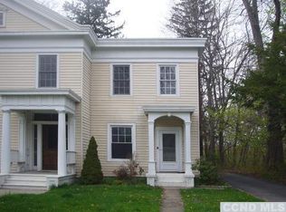 31 Kinderhook St, Chatham, NY 12037