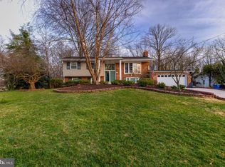 9209 Volunteer Dr, Alexandria, VA 22309