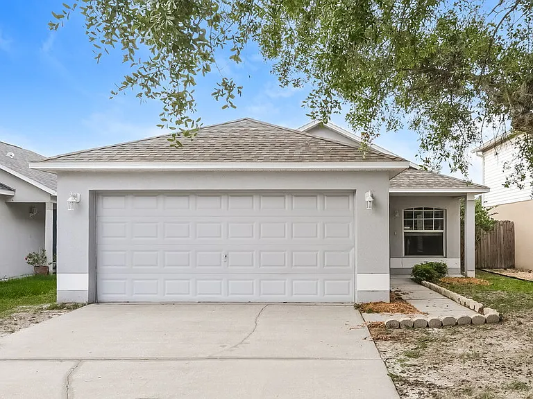 30319 Birdhouse Dr — Photo 1