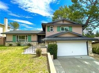 19331 Green Mountain Dr, Santa Clarita, CA 91321