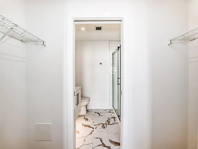 606 Broadcast Ave SW #8375 — Photo 35