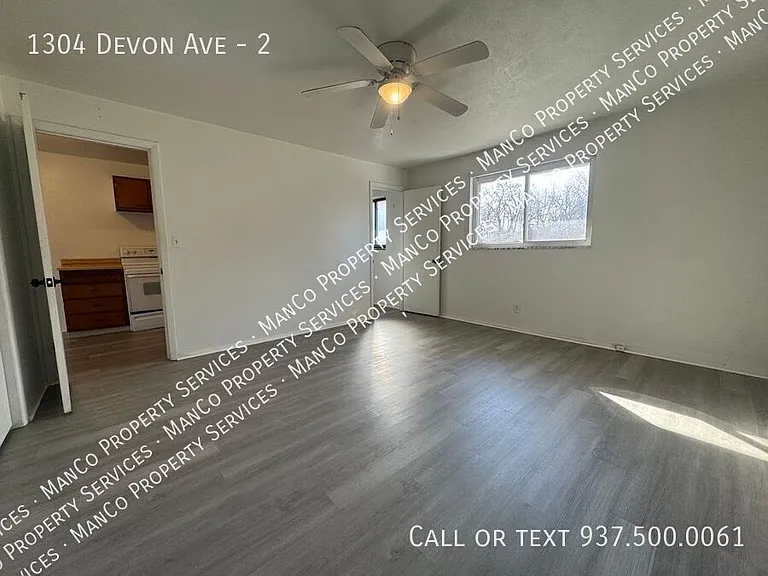 1304 Devon Ave #2 — Photo 2