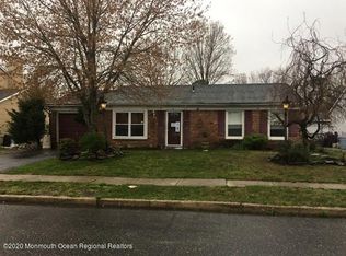 13 Windward Dr, Barnegat, NJ 08005