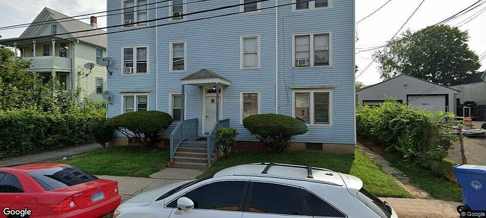 1st image of 21 Olive St APT 3S