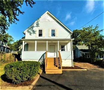 73 Whipple Ave, Warwick, RI, 02889