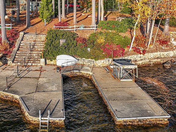 3rd image of 108 Woodland Shore Drive