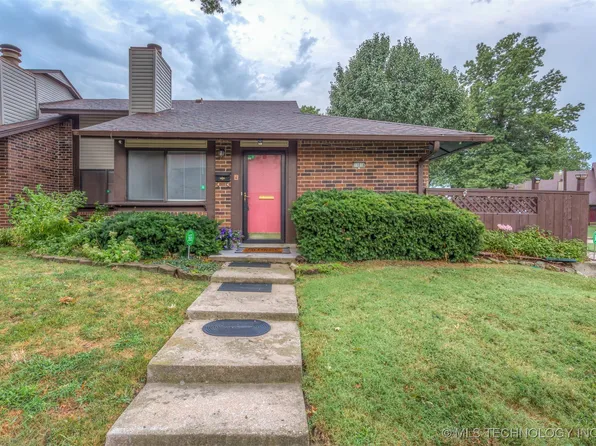 11018 E 13th St S #47-D, Tulsa, OK 74128