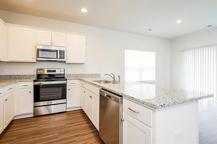 263 Clydesdale Cir — Photo 7