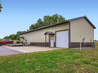 198 35th St NE, Buffalo, MN 55313