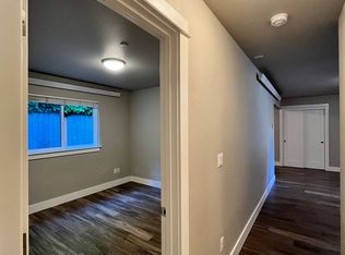 Large 3 Bedroom 2 Bathroom! In-Unit Washer & Dryer, Covered Patio & Pet Friendly!, Portland, OR 97202