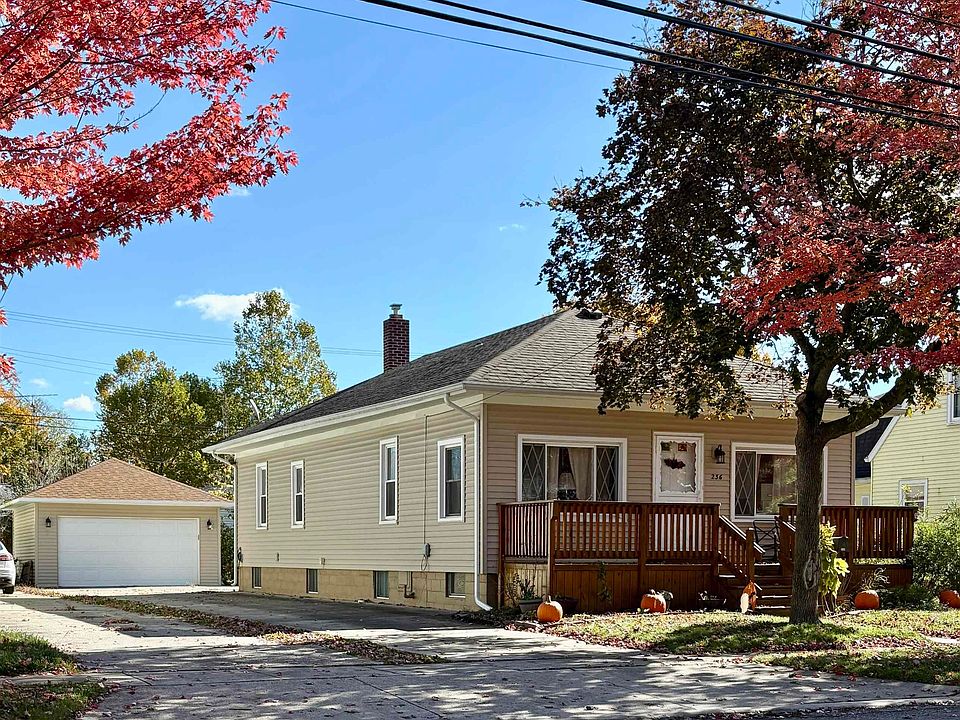 1st image of 236 Dunham St