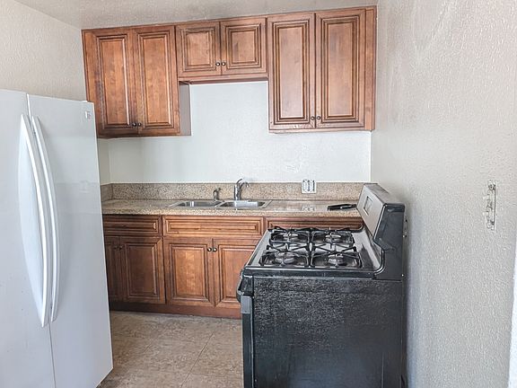 2nd image of 10908 S Normandie Ave #1/4