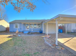 7354 E King Pl, Tulsa, OK 74115