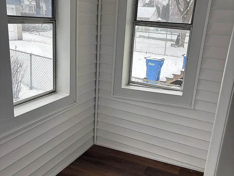 17 Glenwood St #2 — Photo 3