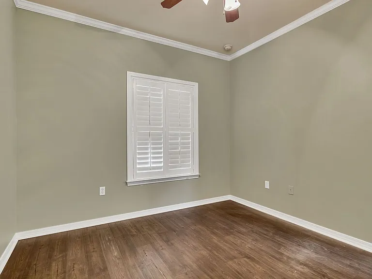 1486 Bentley Cir — Photo 28