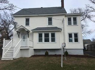 15 Knollwood St, Springfield, MA 01104