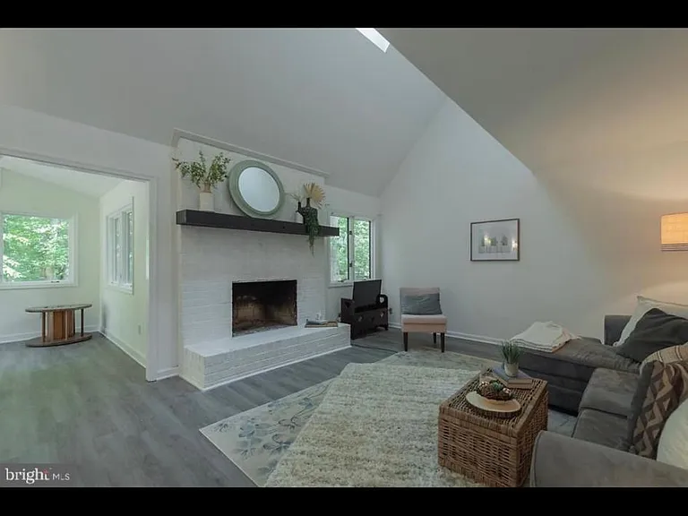 1 Tallwood Trl — Photo 38