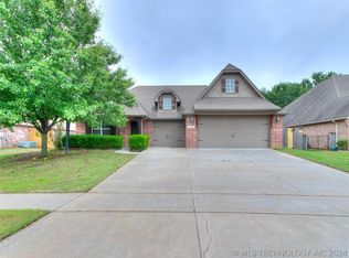 10221 N 140th East Ave, Owasso, OK 74055