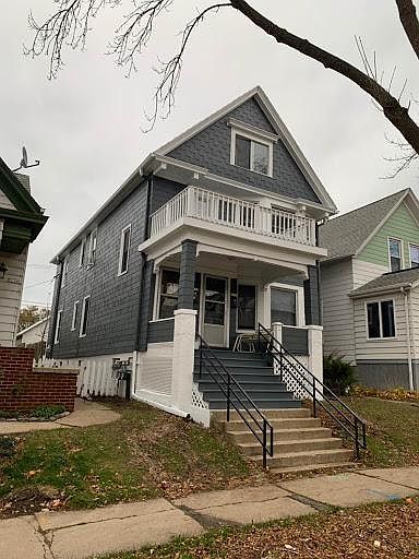 1st image of 3122 N Bartlett Ave