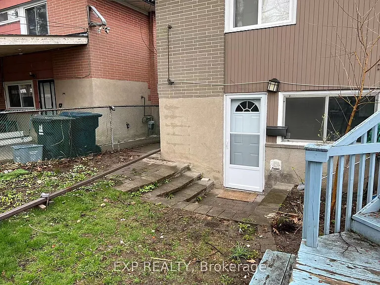 6 Mid Pines Rd #LOWER — Photo 15