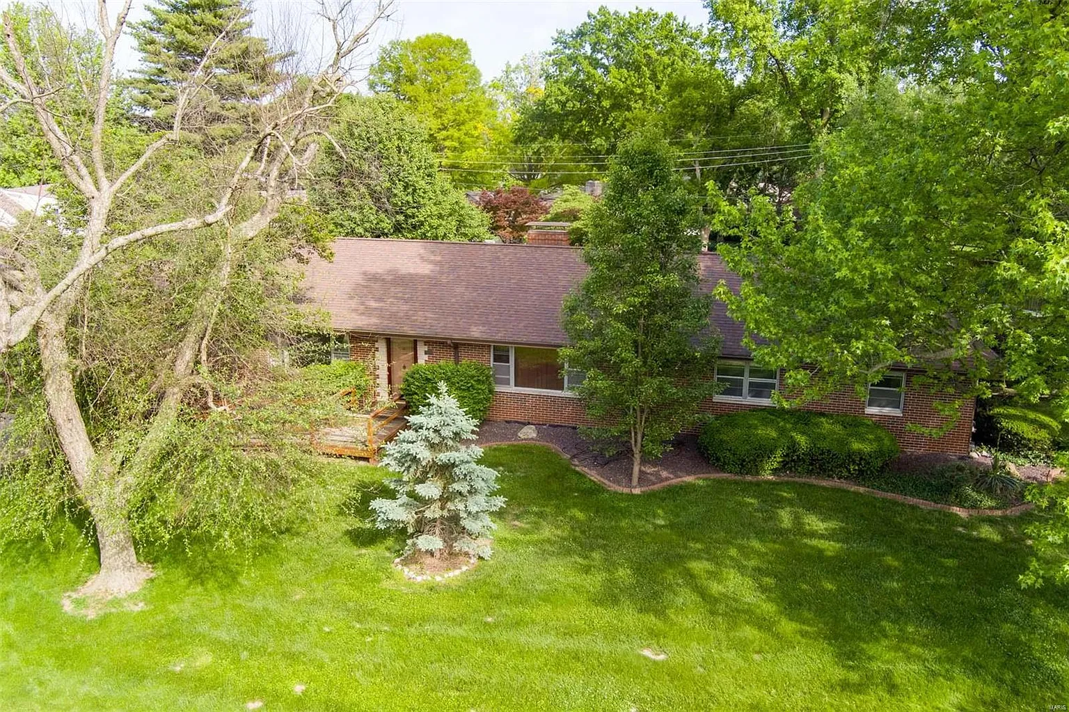 4817 Dadrian Dr photo 1