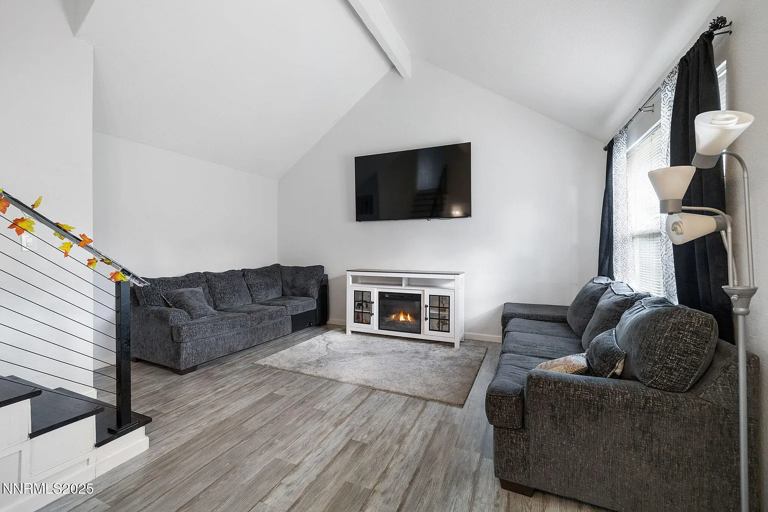 1595 York Way photo 1