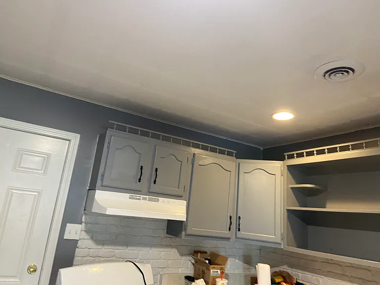 3828 N Park Dr — Photo 2