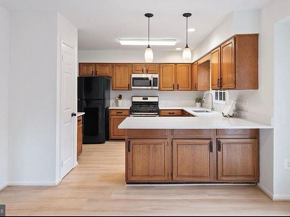 5th image of 4020 Gregg Ct