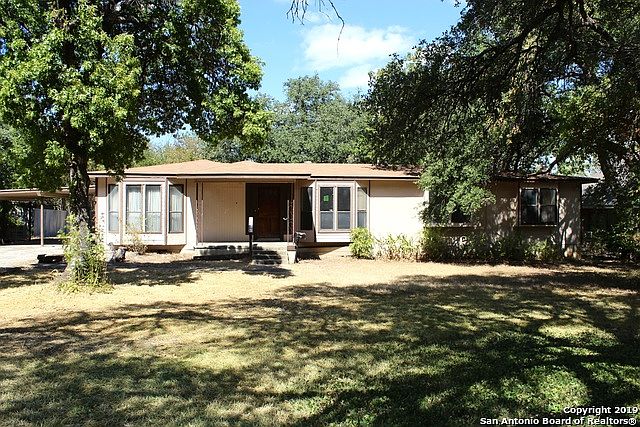 1st image of 169 Greenlawn Dr