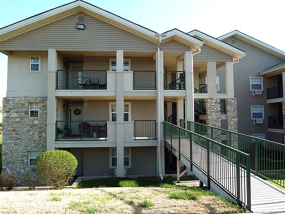 3rd image of 160 W Rockford Dr