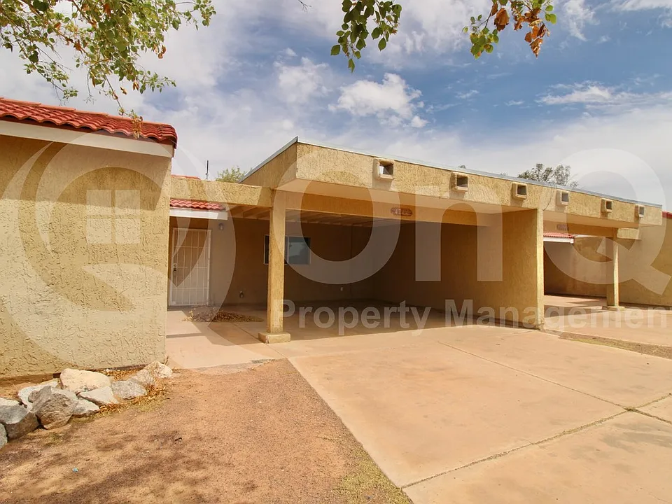 4744 E Appaloosa Dr