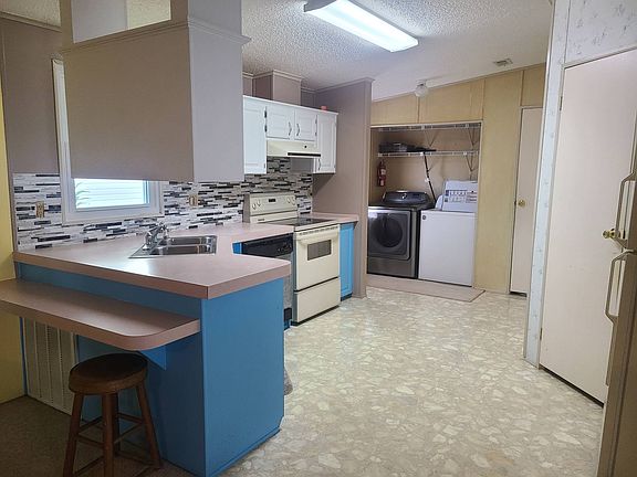 5th image of 1000 Walker St Lot 373