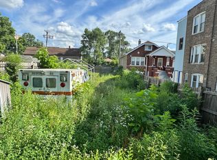 2711 W 18th St, Chicago, IL 60608