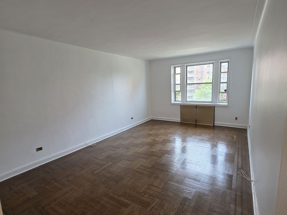 1st image of 11031 73rd Rd APT 3K