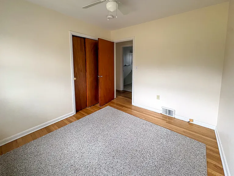38 Marshall Dr — Photo 32