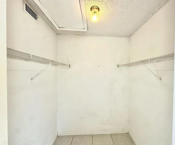251 Palm Cir W #206 — Photo 5