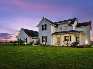 12134 Zamanek Rd, Needville, TX 77461