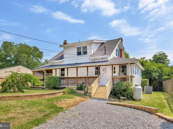 3205 Highview Rd, Chesapeake Beach, MD 20732