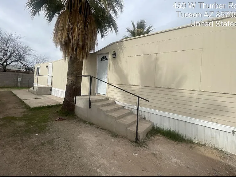 450 W Thurber Rd #6 — Photo 1