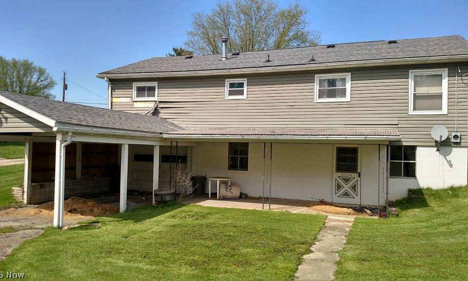 2nd image of 2439 Pinkerton Ln