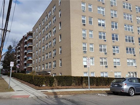 2nd image of 377 Westchester Ave APT 4J
