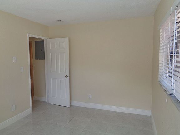 5th image of 4620 NW 41st Pl