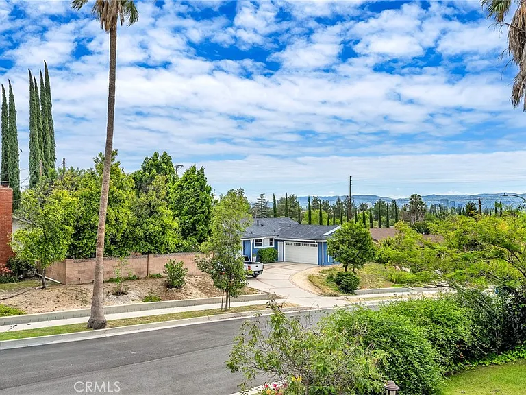 8331 Joan Ln — Photo 13