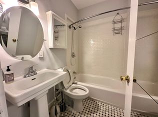 174 Bay State Rd APT 2, Boston, MA 02215