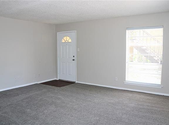 4th image of 6008 Westridge Ln APT 501