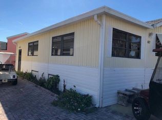 607 Nettles Blvd, Jensen Beach, FL 34957